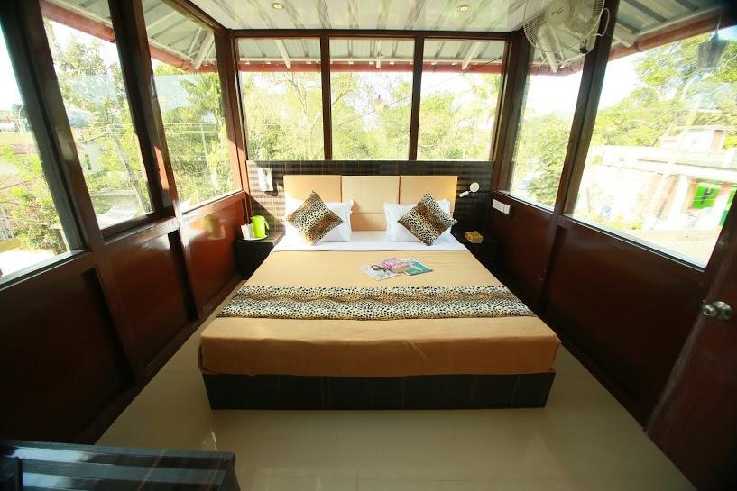 Green Leaf Home Stay เทกคาดี ภายนอก รูปภาพ