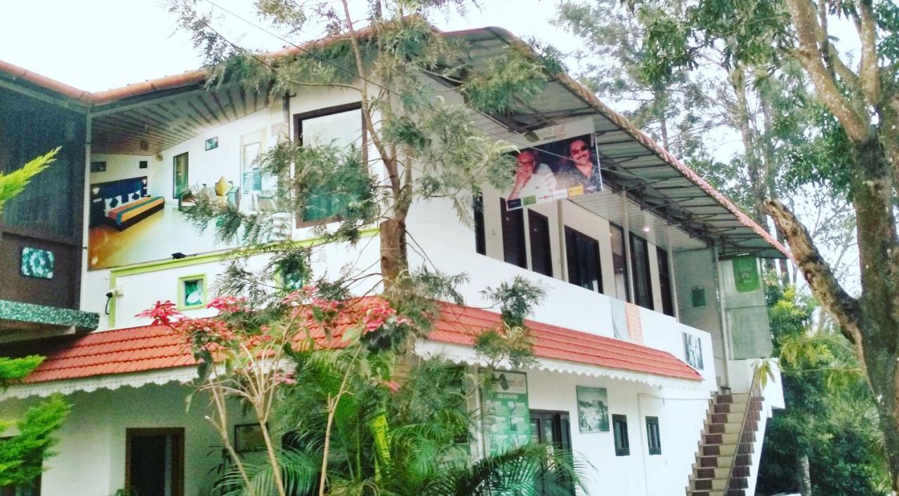 Green Leaf Home Stay เทกคาดี ภายนอก รูปภาพ